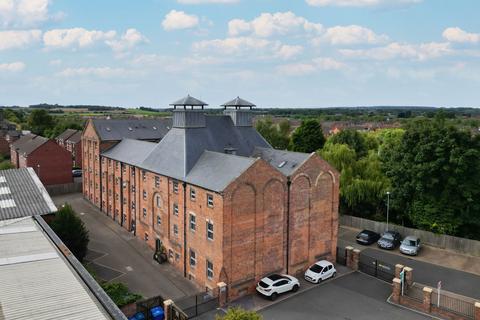 2 bedroom penthouse for sale, Cairns Close, Lichfield WS14