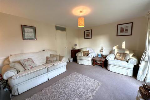 2 bedroom maisonette for sale, Wilson House, Grange Road, Newark