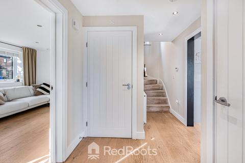 1 Swan Road, Doncaster, DN4 5NX