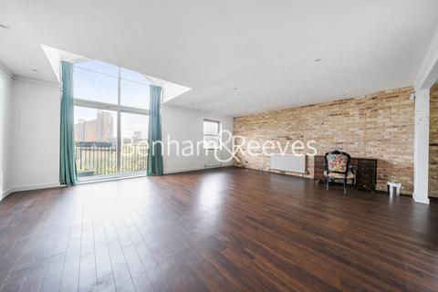 3 bedroom apartment to rent, Battersea Bridge Road, Imperial Wharf SW11