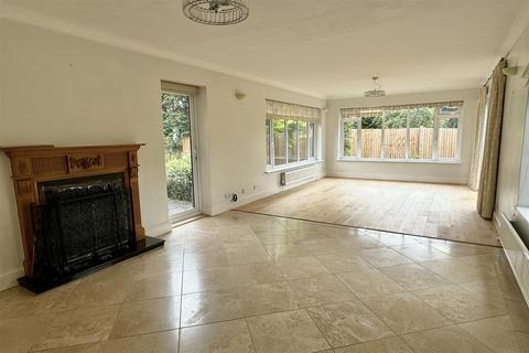 4 bedroom detached bungalow for sale, Milford