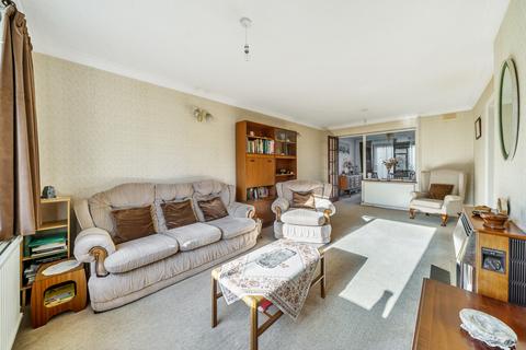 14 Copthall Way, New Haw, Addlestone, KT15 3TX