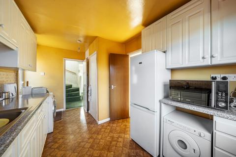 14 Copthall Way, New Haw, Addlestone, KT15 3TX