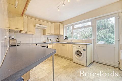 2 bedroom semi-detached house for sale, Fieldfare, Billericay, CM11