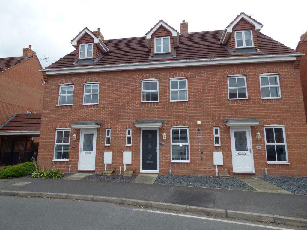 Glover Road, Castle Donington, DE74 2GL 3 bed property to rent £1,250