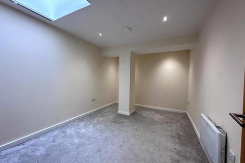 2 bedroom apartment to rent, 18 South Street, Ilkeston DE7