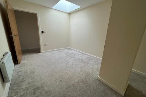 2 bedroom apartment to rent, 18 South Street, Ilkeston DE7