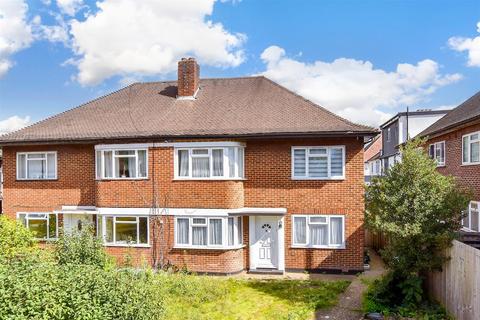 2 bedroom maisonette for sale, Haselmere Close, Wallington, Surrey