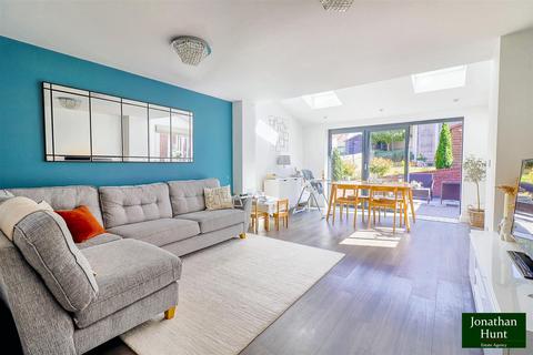 2 Rayment Close, Buntingford, SG9 9FW