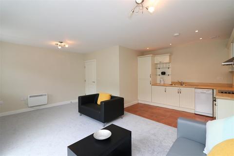 1 bedroom flat to rent, Thwaite Court, Cornmill View, Horsforth, Leeds, LS18