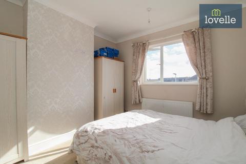 63 Felstead Road, Grimsby, DN34 4ET