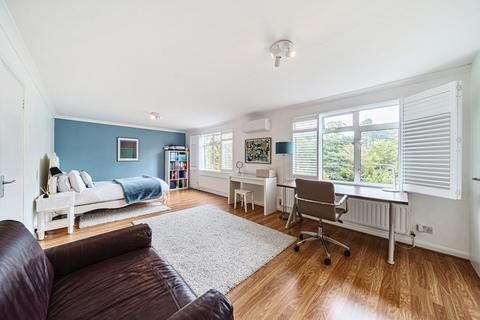 15 Highfield Road, Bromley, BR1 2JN