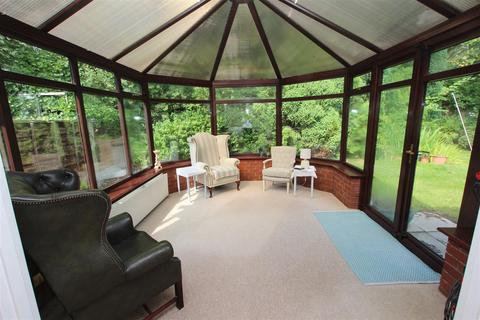 2 bedroom detached bungalow for sale, Avoncliff Close, Bolton BL1