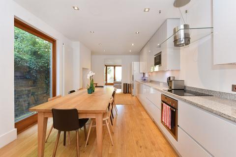 4 bedroom terraced house to rent, Barlby Road, W10