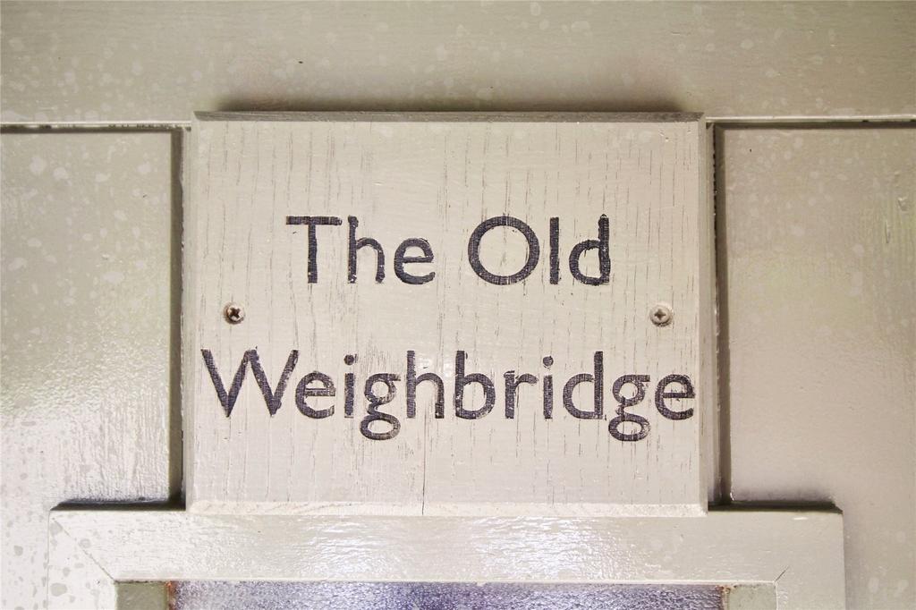 Plaque