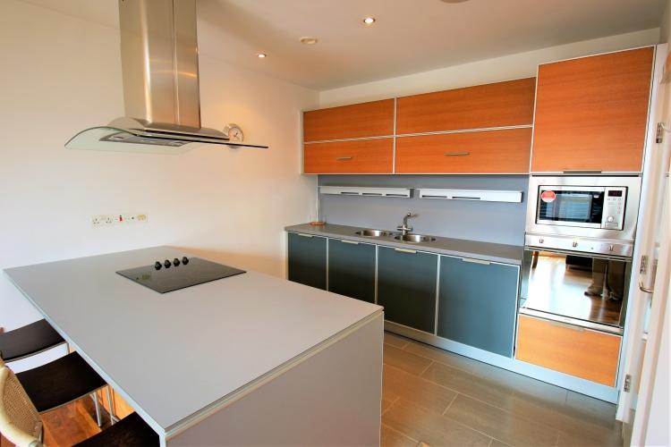 Kitchen (2)