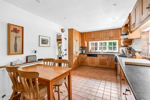 4 bedroom detached house for sale, Codicote Road, Welwyn