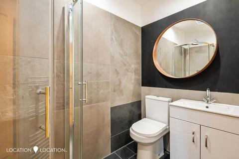 1 bedroom flat for sale, Crossway, London, N16