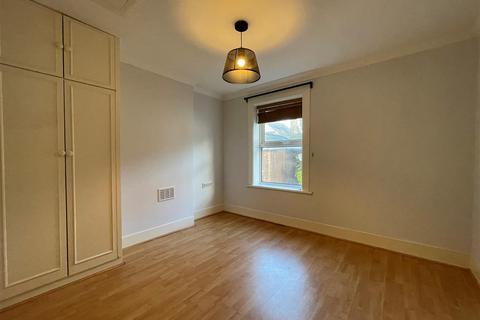 2 bedroom end of terrace house to rent, Bow Terrace, Maidstone ME18