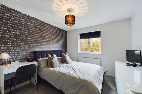 11 Aris Way, Buckingham, MK18 1FW