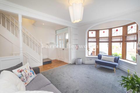 21 Daventry Avenue, Blackpool, FY2 9LB