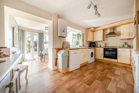 2 bedroom end of terrace house for sale, Bicester,  Oxfordshire,  OX26