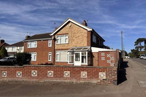 3 bedroom semi-detached house for sale, Sandhill Drive, Leicester LE19