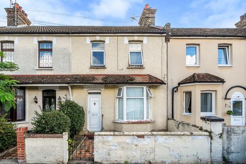 5 bedroom terraced house for sale, Richmond Road, Grays RM17