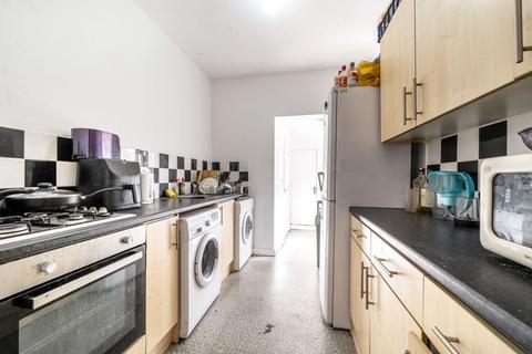 5 bedroom terraced house for sale, Richmond Road, Grays RM17