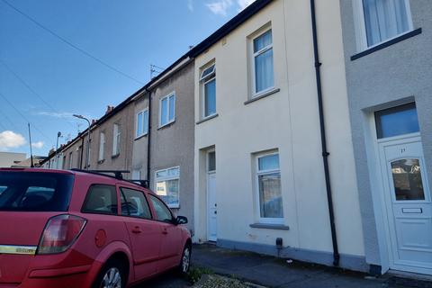 2 bedroom house to rent, South Market Street, ,