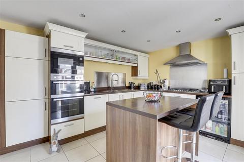 4 bedroom detached house for sale, Bowden Avenue, Bestwood Village NG6