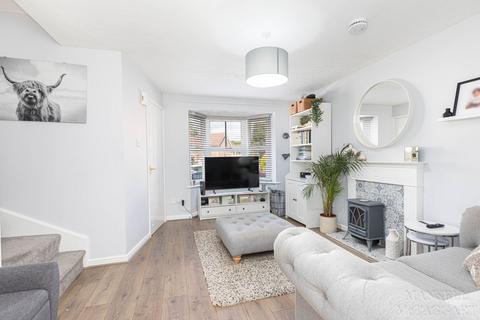 4 Beckford Way, Maidenbower, Crawley, RH10 7LT