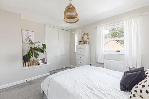 4 Beckford Way, Maidenbower, Crawley, RH10 7LT