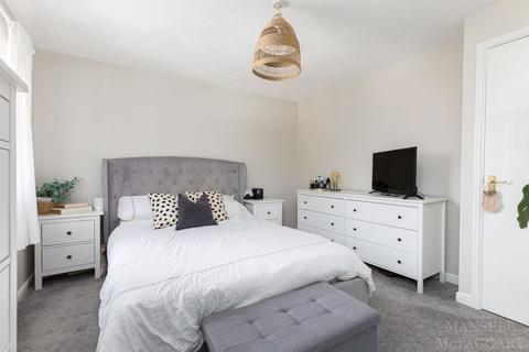 4 Beckford Way, Maidenbower, Crawley, RH10 7LT
