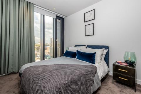 2 bedroom apartment to rent, Carrara Tower, City Road, EC1V