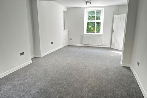 3 bedroom terraced house to rent, Pontshonnorton Road, Pontypridd CF37