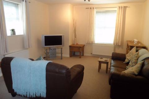 2 bedroom terraced house to rent, Conyger Close, Great Oakley NN18