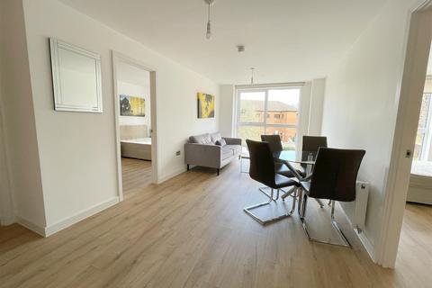 2 bedroom apartment to rent, B1, 3 Helena Street