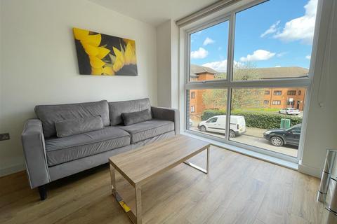 2 bedroom apartment to rent, B1, 3 Helena Street