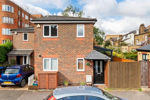 2 bedroom semi-detached house to rent, Langham Road, West Wimbledon SW20