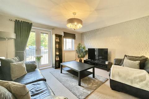 4 bedroom townhouse for sale, Woodsley Fold, Bradford BD13