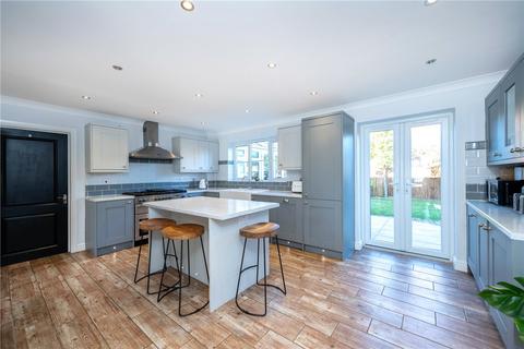 7 Buttercup Drive, Bourne, PE10 0PZ