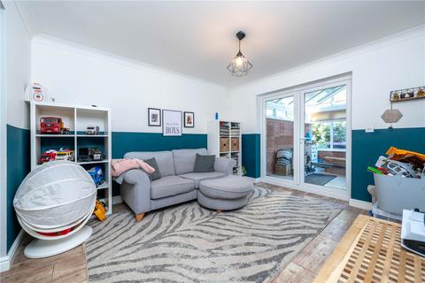 7 Buttercup Drive, Bourne, PE10 0PZ