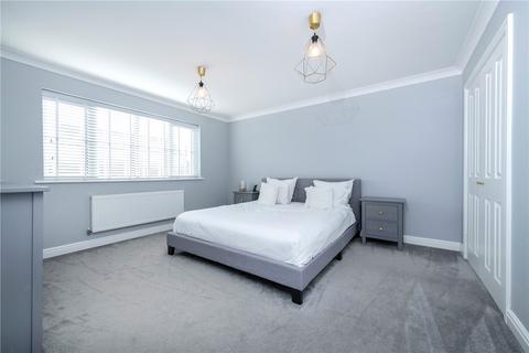 7 Buttercup Drive, Bourne, PE10 0PZ
