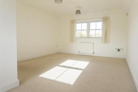 1 bedroom apartment to rent, Ampthill Road, Flitwick