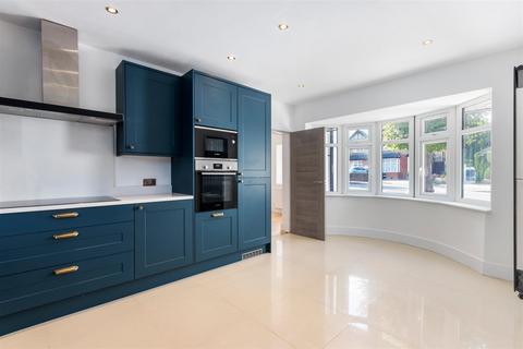 34 Seddon Road, Morden, SM4 6EL