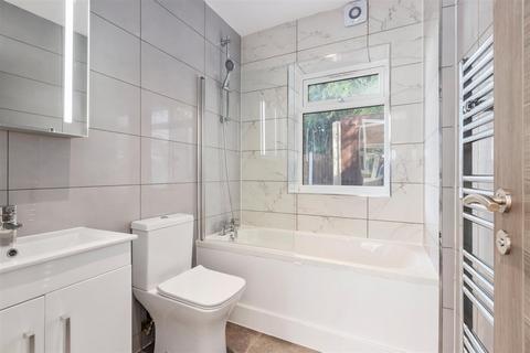 34 Seddon Road, Morden, SM4 6EL