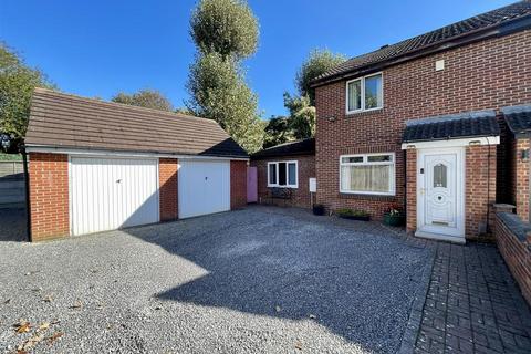 3 bedroom semi-detached house for sale, Amiens Close, Darlington