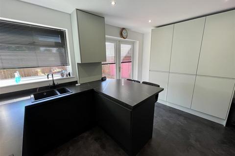 55 Amiens Close, Darlington, DL3 0UL