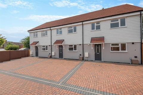 3 bedroom terraced house for sale, Medina Road, Ditton, Aylesford